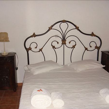 Artemonas Loukia Apartments מראה חיצוני תמונה